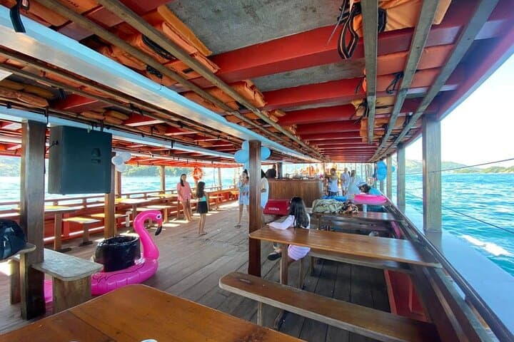Angra dos Reis Boat Tour with Lunch: Ilha Grande & Lagoa Azul Schooner Cruise photo 4