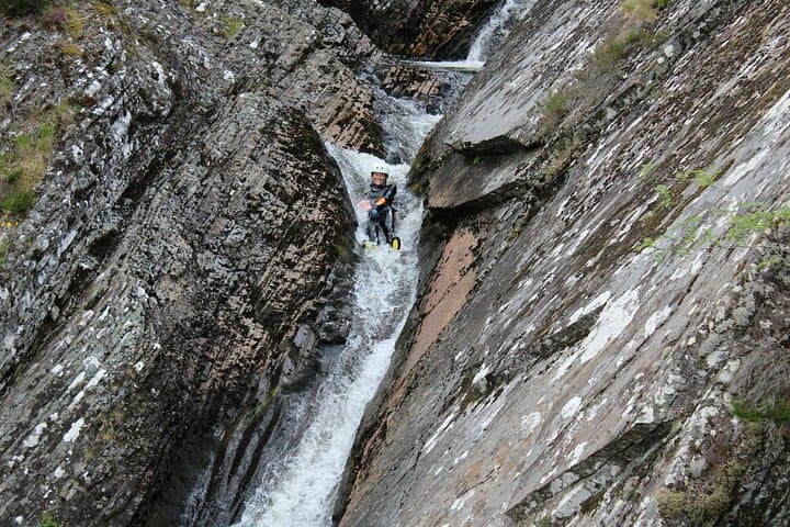 Canyoning Laggan Canyon: Gorge Descent Near Roybridge, Scotland photo 3