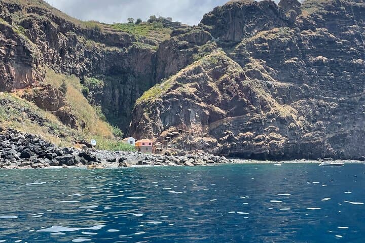 Private Madeira Motorboat: Câmara de Lobos, Cabo Girão & Paddleboard photo 4