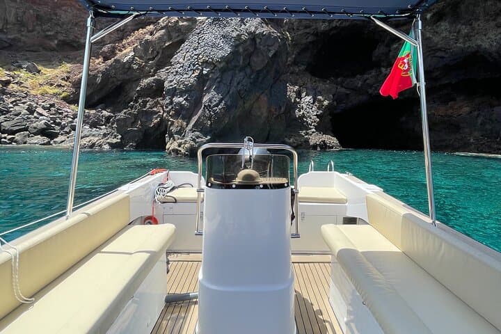 Private Madeira Motorboat: Câmara de Lobos, Cabo Girão & Paddleboard photo 3