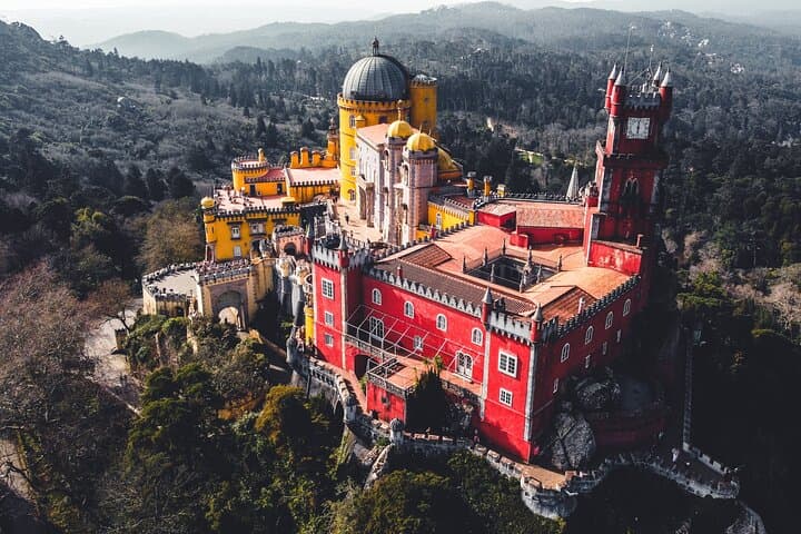 Sintra and Cascais Full-Day Private Tour from Lisbon