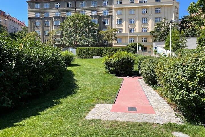 Minigolf Under Prague TV Tower: 18-Hole Urban Course in Žižkov photo 3