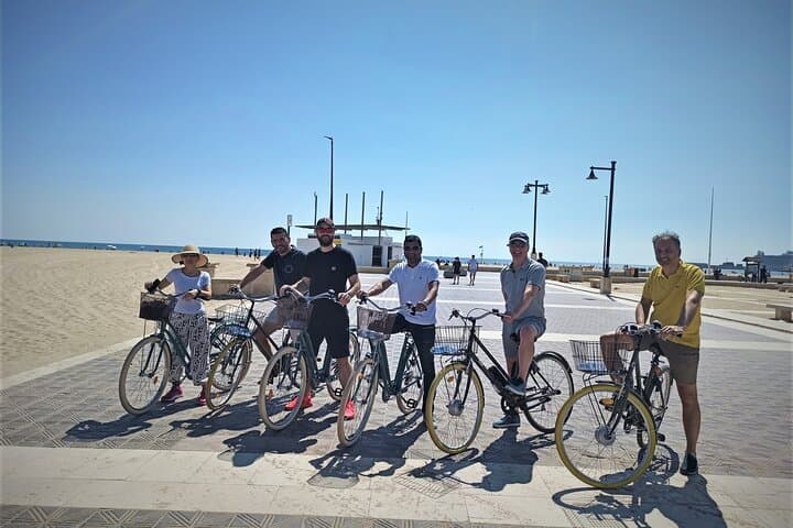 Private 3-Hour Valencia Bike Tour: City Sights, Gardens & Beaches photo 3