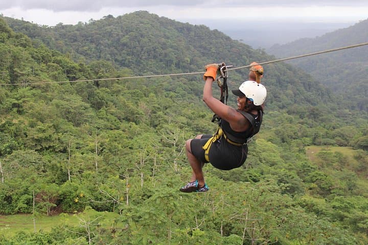 Full-Day Cloud Forest and Rafting Adventure from San José photo 4