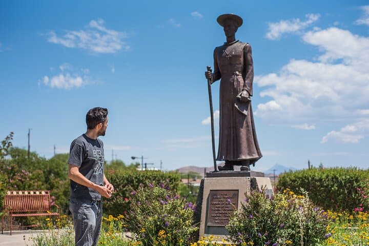 Nogales Past & Present Walking Tour – Binational Border History & Street Art photo 3