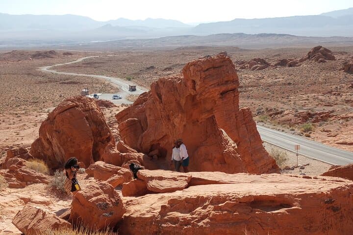 Hoover Dam & Valley of Fire Private Tour with Brunch — Day Trip from Las Vegas photo 2