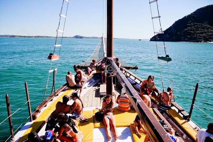 Schooner Boat Tour in Búzios with Lunch — 10-Beach Cruise from Rio photo 3