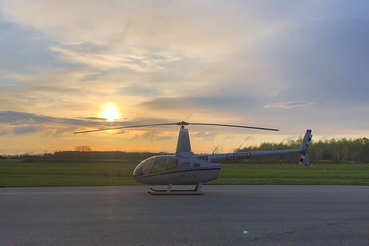20-Minute Scenic Helicopter Tour Over Collingwood & Blue Mountain photo 5
