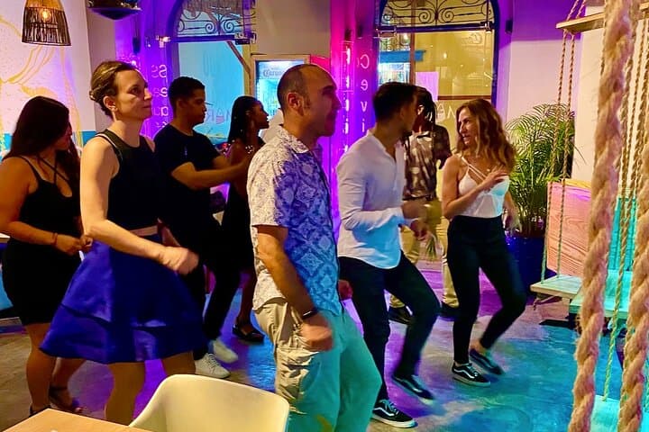 Salsa & Afro-Cuban Dance Class in Casco Viejo — Learn to Move in Panama City photo 5