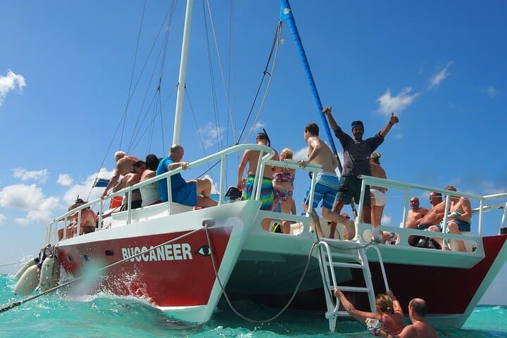 Stingray City Private Charters: Swim with Southern Stingrays & Snorkel the Barrier Reef photo 3