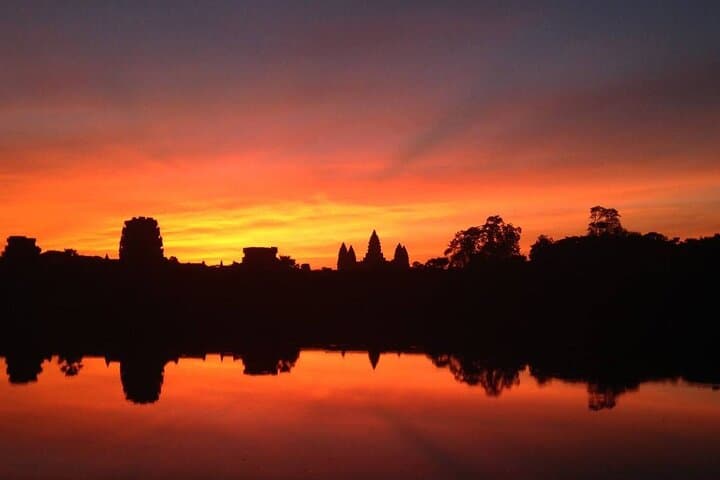 Private Two-Day Angkor Wat Tour: Best of Angkor Temples photo 2