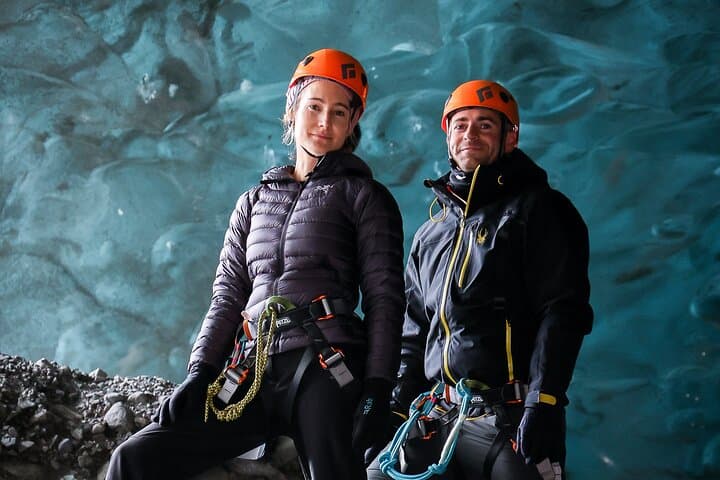 Glacier Hike and Ice Cave Adventure with Professional Photos at Breiðamerkurjökull