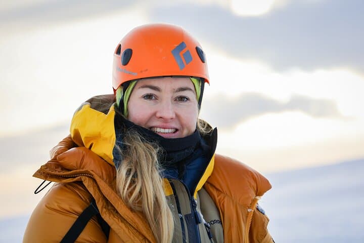 Conquer Sólheimajökull: Private Ice Climbing Adventure with Expert Photos photo 5