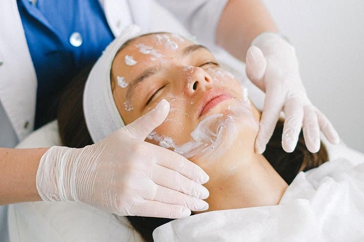 Tropical Glow Massage & Facial Combo in Honolulu — 90-Min Spa Escape with Kopari Coconut photo 3
