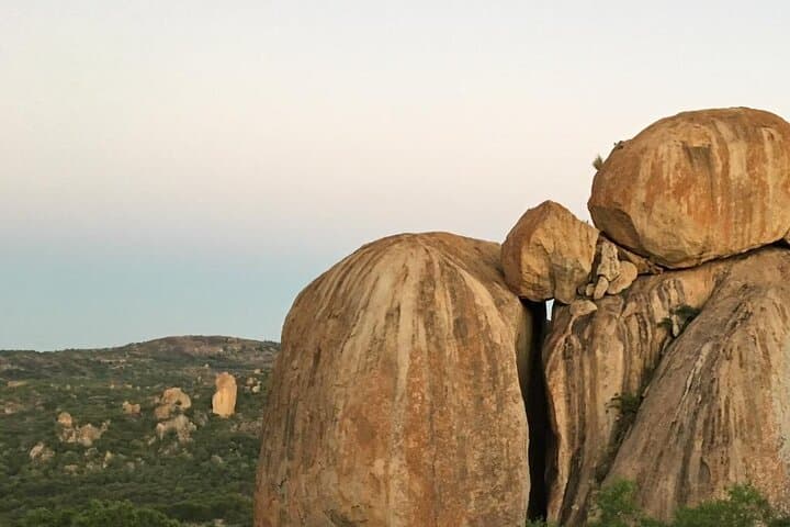 4-Day Matopos Hills Safari: Rhino Walks, Rock Art & Big Cave Camp photo 3