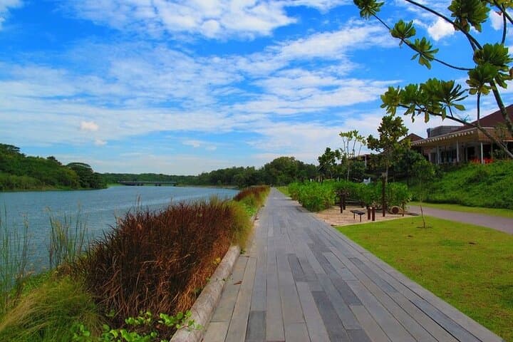 Cycle Coney Island and Punggol Waterway: Ride and Eat Like a Local in Singapore photo 4