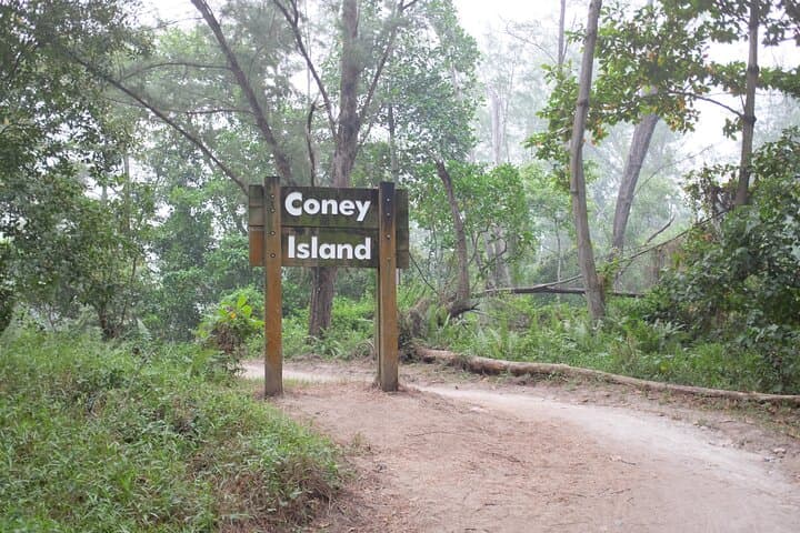 Cycle Coney Island and Punggol Waterway: Ride and Eat Like a Local in Singapore photo 2