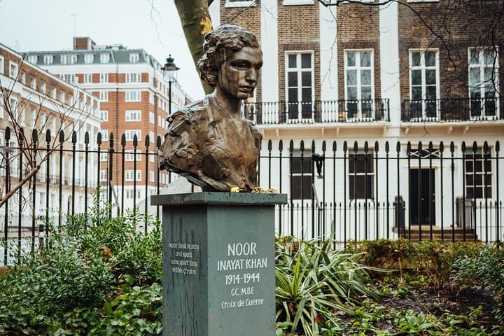 Walking in the Footsteps of the Women of Bloomsbury: A Cultural Walking Tour in London
