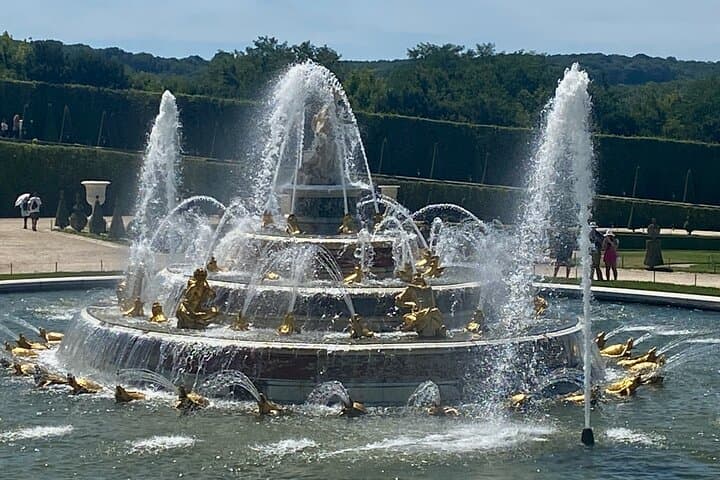 Private Versailles Half-Day: Palace, Trianons & Gardens from Paris photo 3