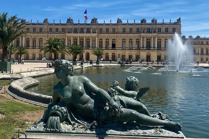 Private Versailles Half-Day: Palace, Trianons & Gardens from Paris photo 2