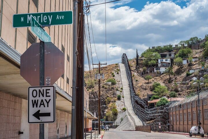 Nogales Past & Present Walking Tour – Binational Border History & Street Art photo 2
