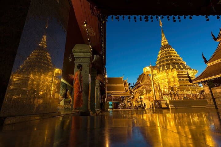 Chiang Mai Moonlit Temples: Doi Suthep & Wat Umong Night Tour