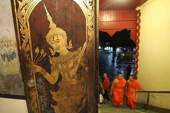 Chiang Mai Moonlit Temples: Doi Suthep & Wat Umong Night Tour photo 5