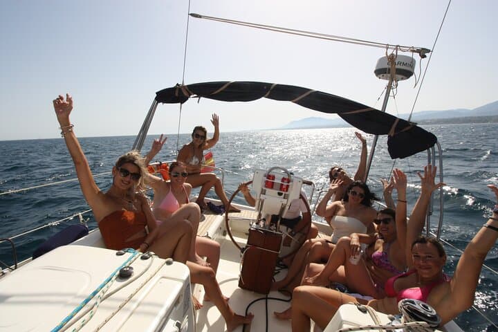 Private 2-Hour Sailing Experience from Puerto Banús: Golden Mile by Sea
