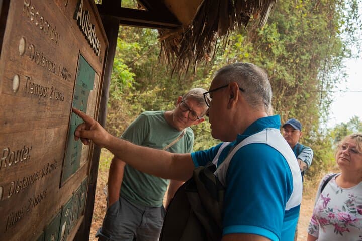 Guayaquil to Churute: Mangrove Canoe and Howler Monkey Hike photo 2