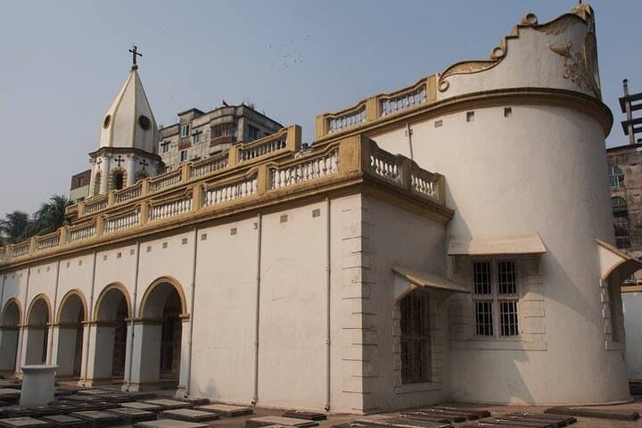 Half-Day Old Dhaka History & Heritage Private Tour — Lalbagh, Ahsan Manzil & Shaheed Minar photo 4