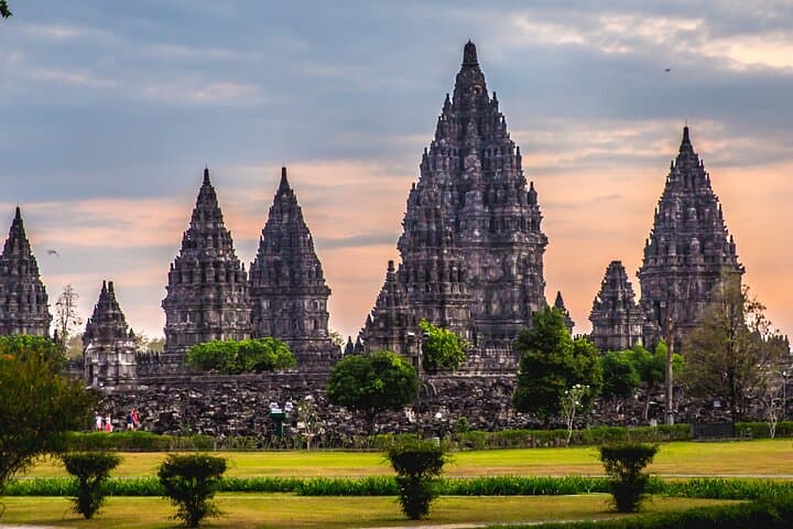 Borobudur, Merapi & Prambanan: Full-Day Yogyakarta Temple and Volcano Tour photo 3