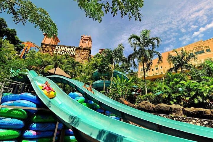 Sunway Lagoon 6‑Park Pass: Splash, Screams and Wildlife in Petaling Jaya photo 5