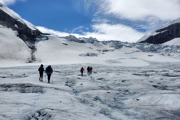 Athabasca Glacier Half-Day: Guided Glacier Hike on the Columbia Icefield photo 4