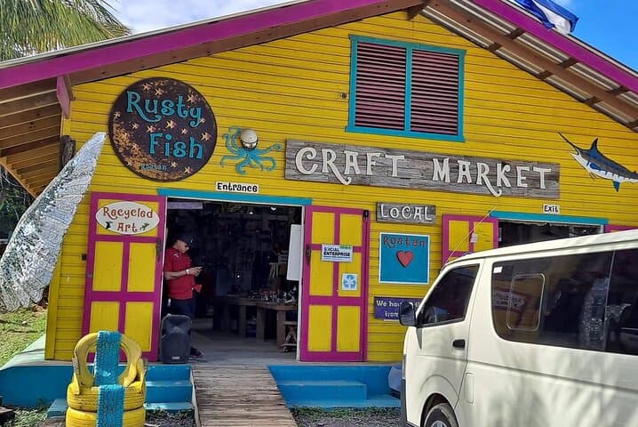 Private 4-Hour Roatan Island Tour — Sloths, Rum & Beach Breaks photo 3