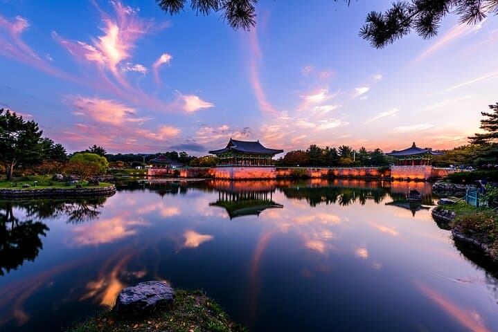 Gyeongju Day Tour from Busan: Bulguksa, Anapji & Silla Tombs in One Day