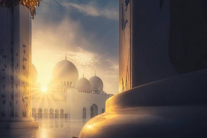 Abu Dhabi Day Trip: Sheikh Zayed Grand Mosque and Ferrari World from Dubai photo 4