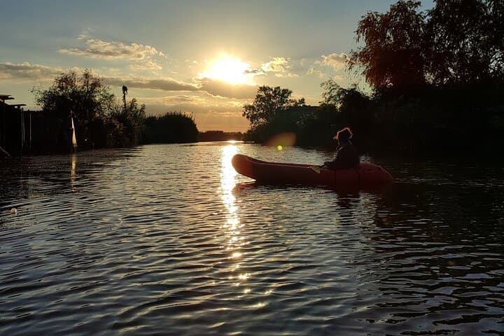 Sunset Kayak on Lake Massaciuccoli with Aperitif: Reeds, Birds & Puccini's Shore photo 4