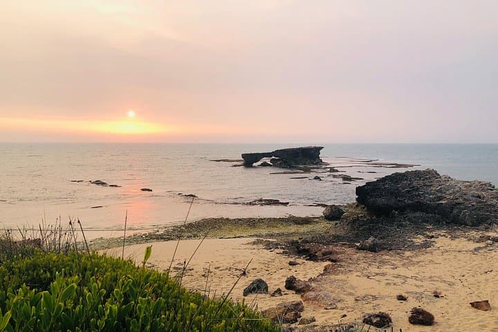 Robe & Beachport 4x4 Tag-Along Beach Tour — Dunes, Lagoons and Coastal Cliffs photo 5