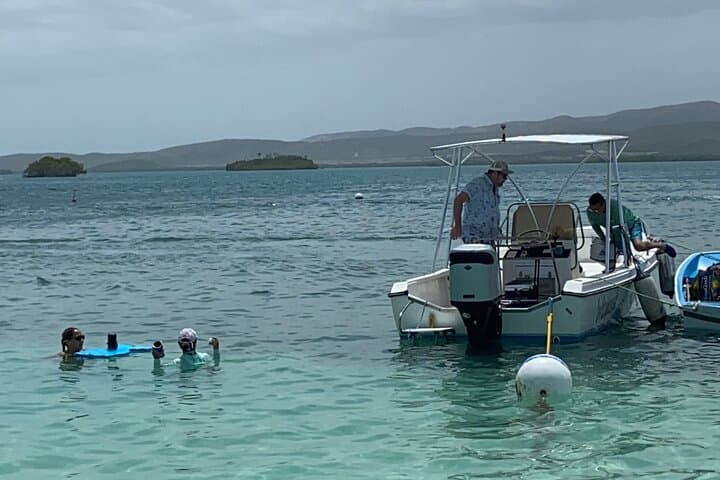Private Cruise to Cayo Caracoles: Full-Day Sandbar Escape from La Parguera photo 2