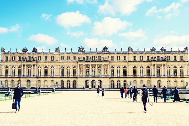 Half-Day Versailles Palace & Gardens Daytrip from Paris photo 3