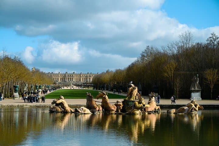 Half-Day Versailles Palace & Gardens Daytrip from Paris photo 5