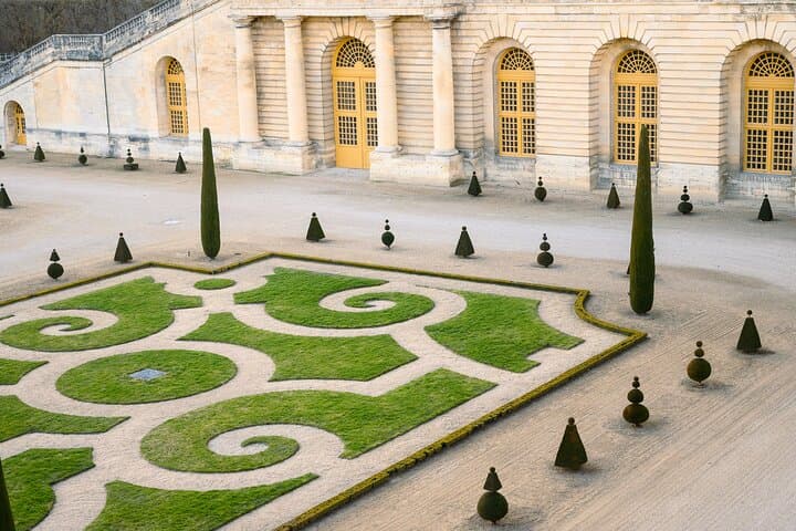 Half-Day Versailles Palace & Gardens Daytrip from Paris photo 6