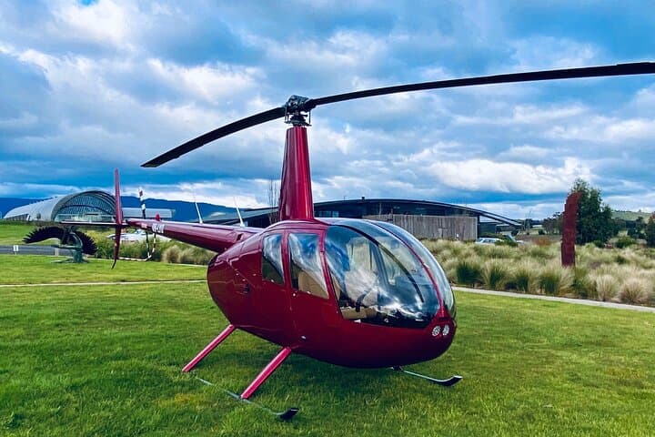 Helicopter Winery Lunch to Levantine Hill — Yarra Valley Scenic Flight & Degustation photo 2