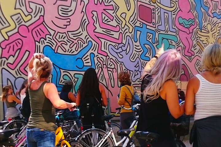 Pisa E-Bike Self-Guided Tour: Leaning Tower, Arno & Hidden Murals photo 2