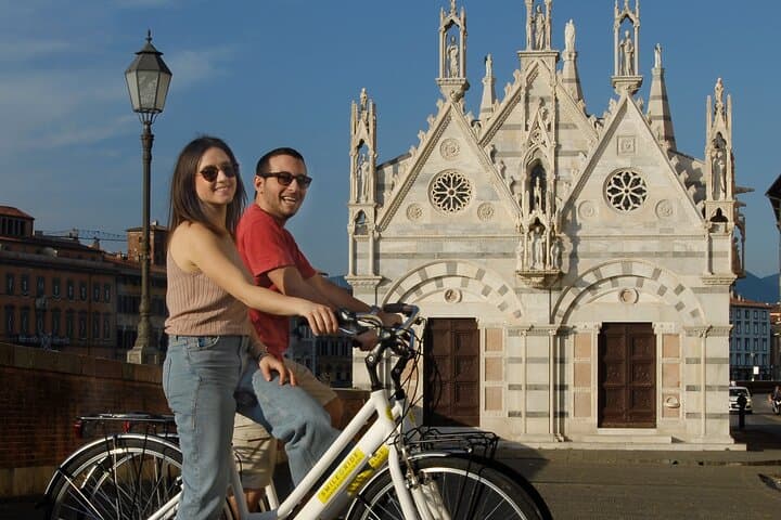 Pisa E-Bike Self-Guided Tour: Leaning Tower, Arno & Hidden Murals photo 3