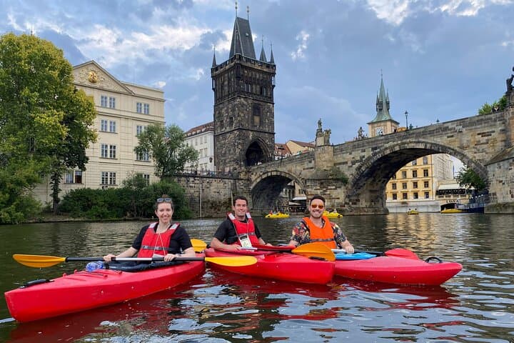 Prague Kayak Tour: 2-Hour City-Center Paddle Under Charles Bridge photo 2