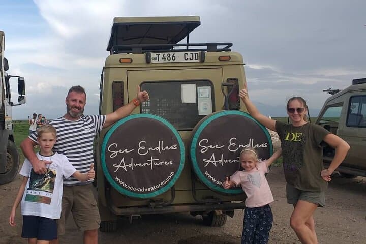 4-Day Great Migration Safari: Serengeti & Ngorongoro Crater Adventure photo 1