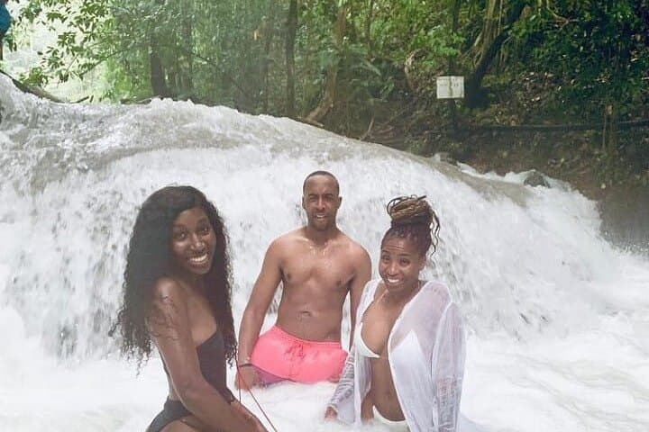 Mayfield Falls Waterfall Tour: Natural Pools, 'Washing Machine' & Lunch photo 6