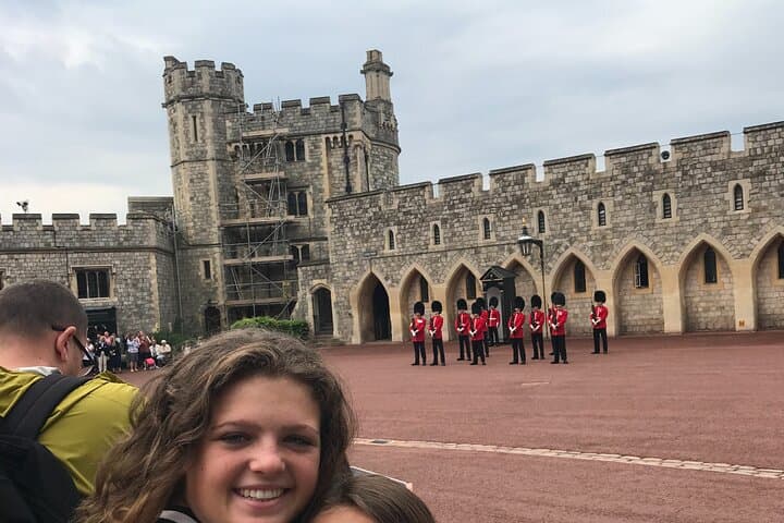 Private Guided Tour of Windsor Castle, Runnymede & Kensington Palace photo 4