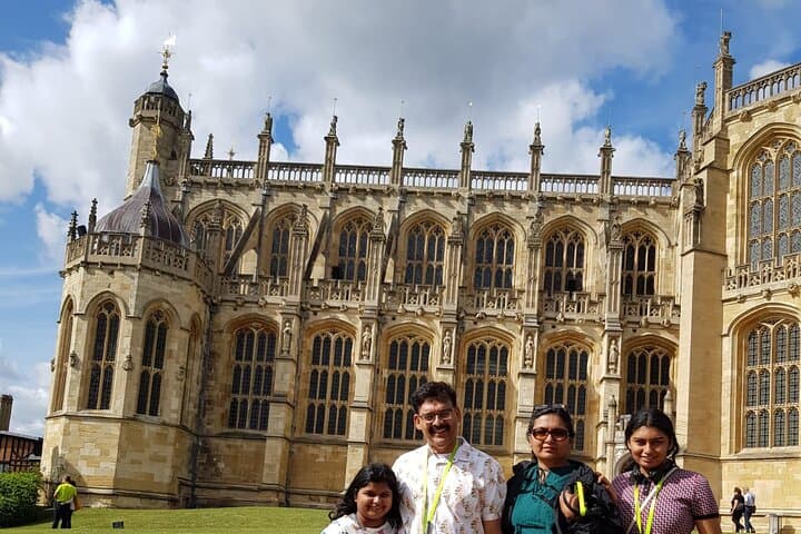 Private Guided Tour of Windsor Castle, Runnymede & Kensington Palace photo 5